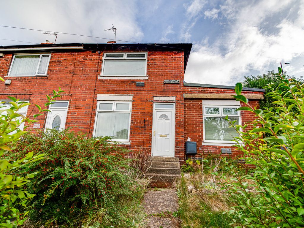 3 bed end terrace house for sale in Hall Road, Sheffield S9, £105,000