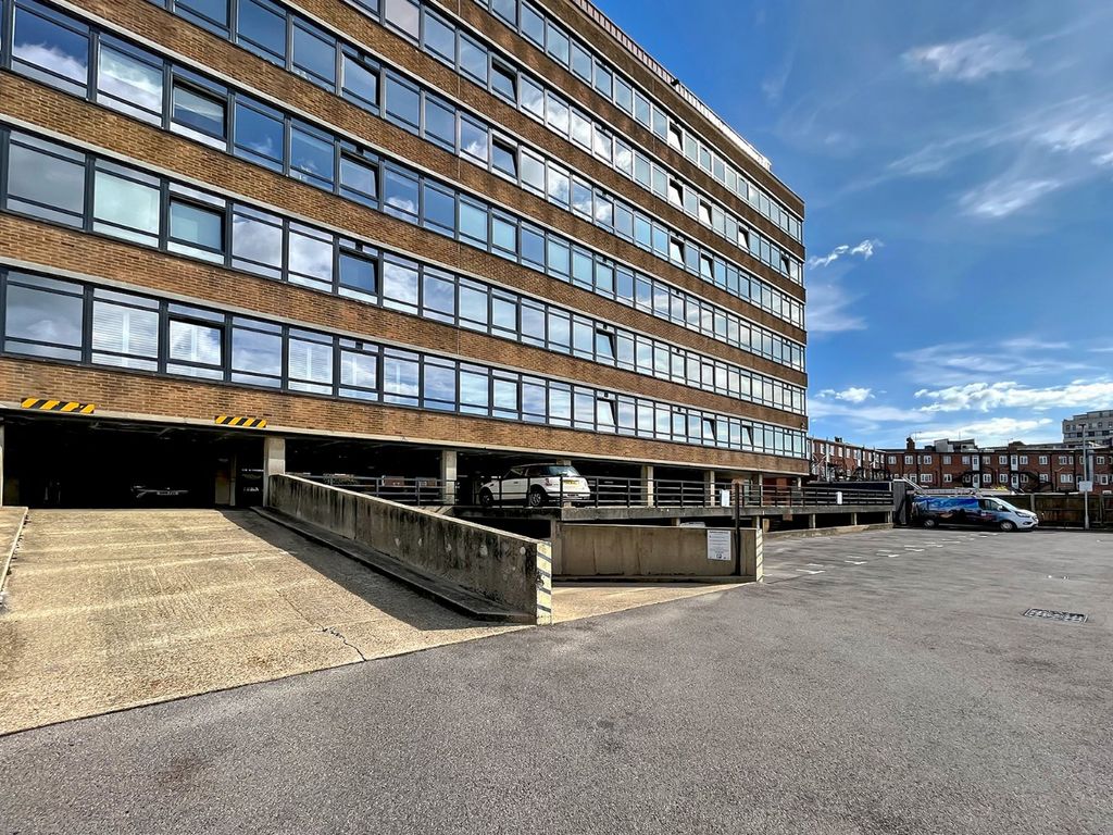 1 bed flat for sale in Strand Parade, Goring-By-Sea, Worthing, West Sussex BN12, £175,000