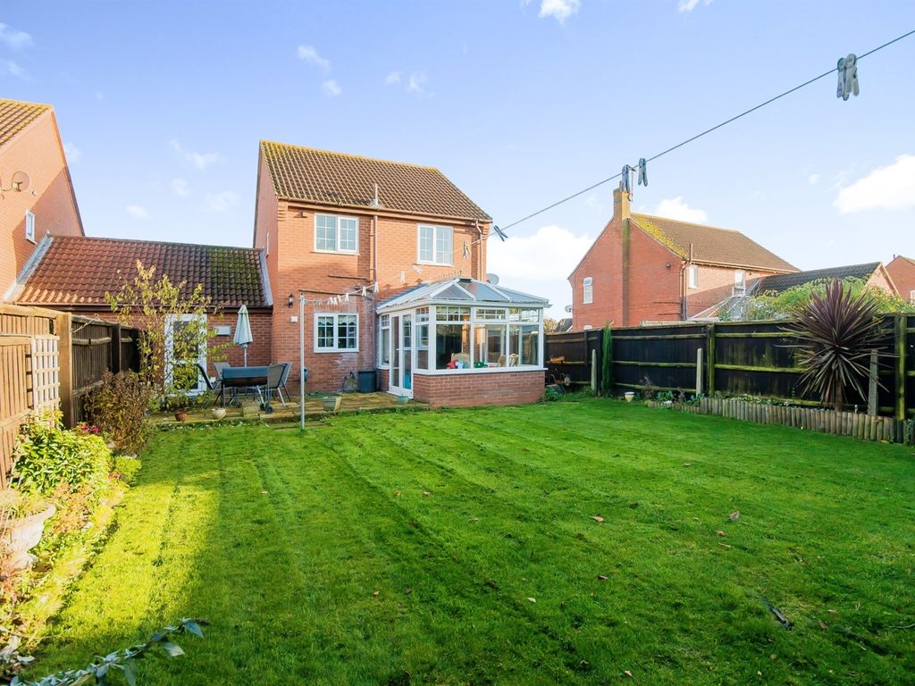 3 bed detached house for sale in Broome Way, Holbeach, Spalding PE12, £170,000
