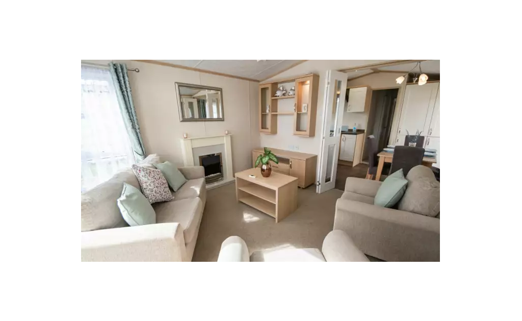 3 bed mobile/park home for sale in Cranborne Road, Furzehill, Wimborne, Dorset BH21, £53,495