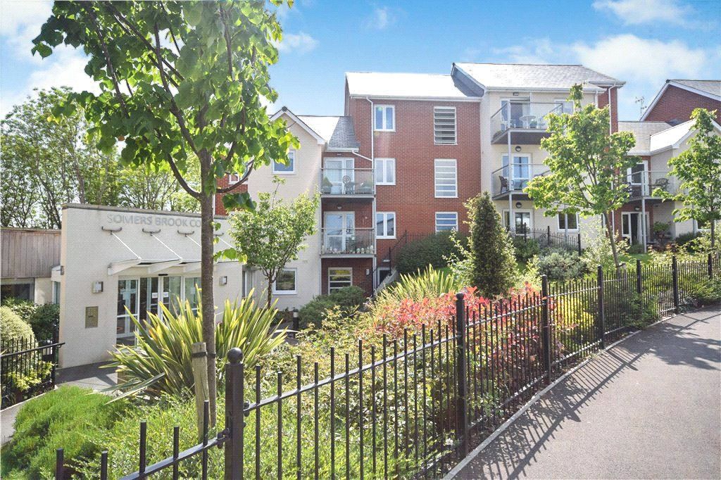 1 bed flat for sale in Foxes Road, Newport, Isle Of Wight PO30, £135,000