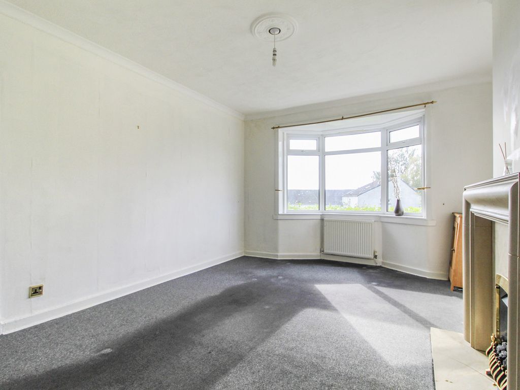 2 bed flat for sale in Old Luss Road, Helensburgh G84, £70,000