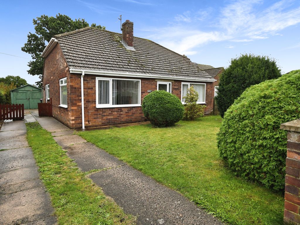 3 bed bungalow for sale in Macmillan Avenue, North Hykeham, Lincoln, Lincolnshire LN6, £245,000