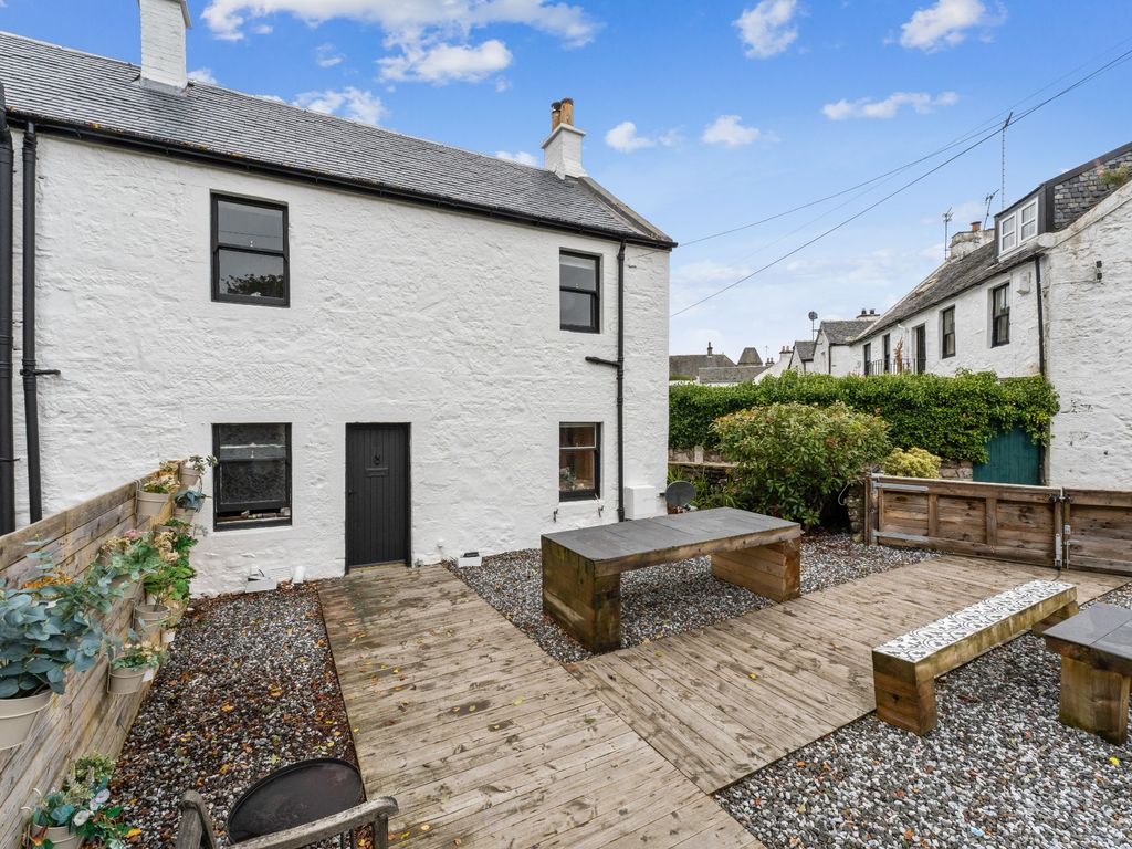 2 bed cottage for sale in Busby Road, Carmunnock, Glasgow G76, £205,000