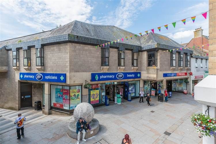 Retail premises for sale in St. Austell PL25, £825,000