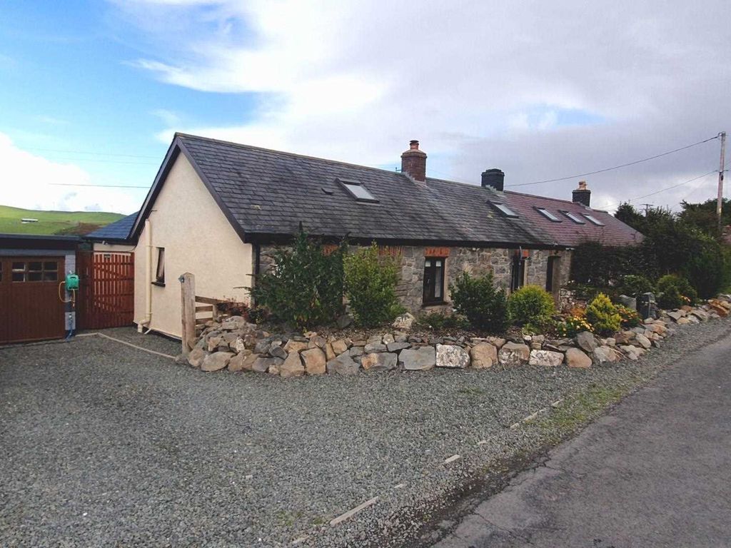 3 bed cottage for sale in Penrhiwnewydd, Penrhyncoch SY23, £285,000