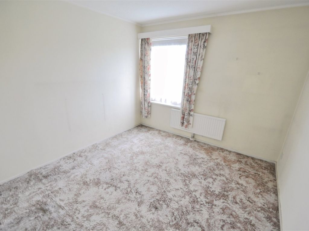 2 bed flat for sale in The Banks, Burbo Way, Wallasey CH45, £120,000