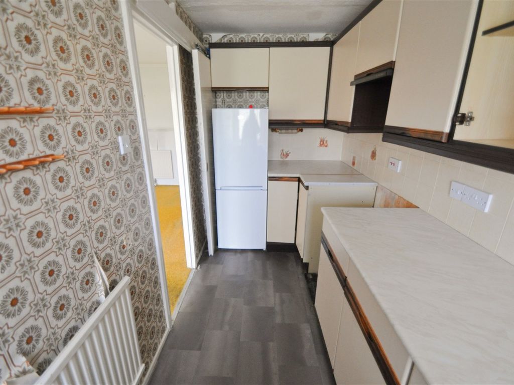 2 bed flat for sale in The Banks, Burbo Way, Wallasey CH45, £120,000