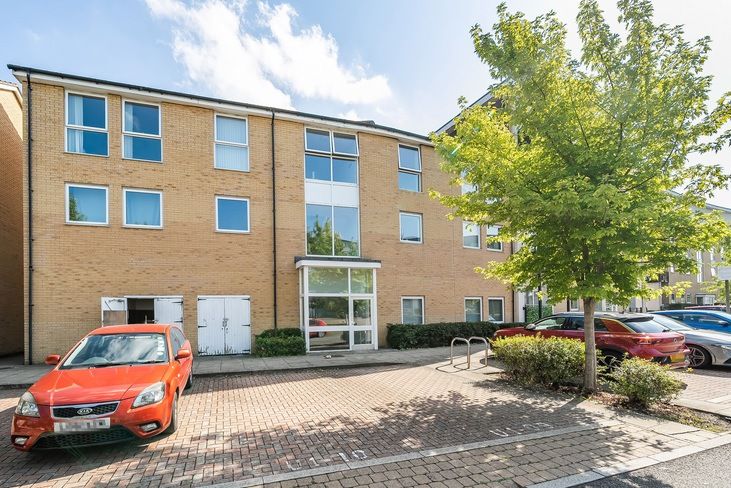 1 bed flat for sale in Lundy House, Reading, Berkshire RG2, £76,000