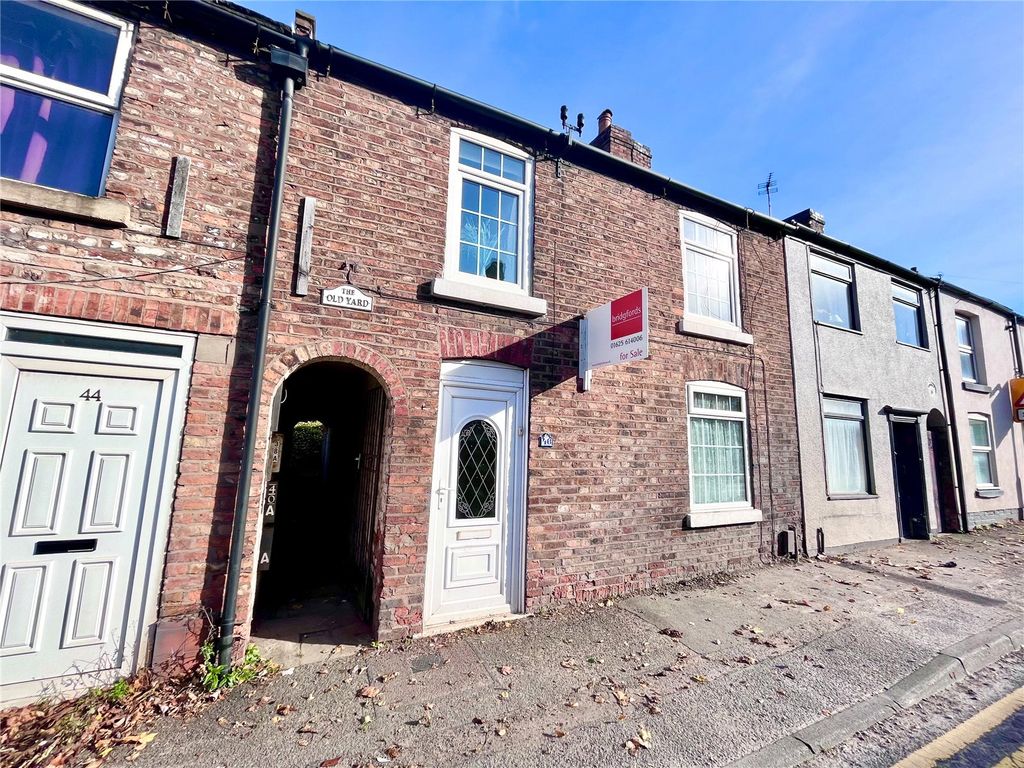 3 bed terraced house for sale in Cross Street, Macclesfield, Cheshire SK11, £170,000