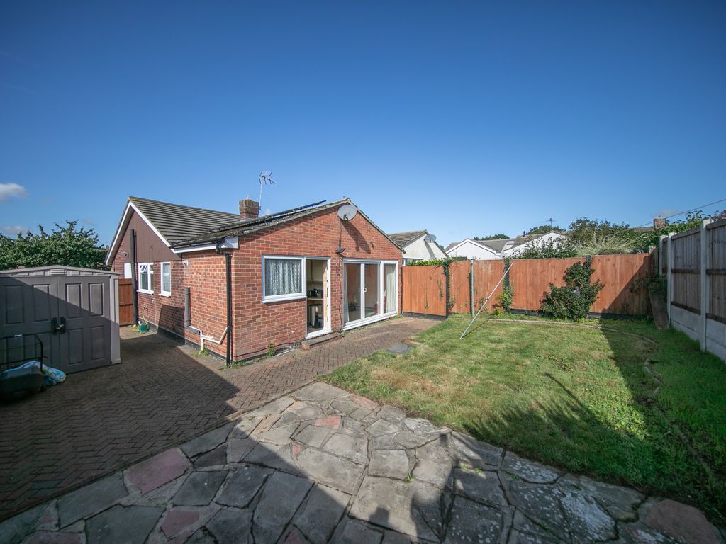 2 bed bungalow for sale in Brinkley Crescent, Colchester, Essex CO4, £280,000