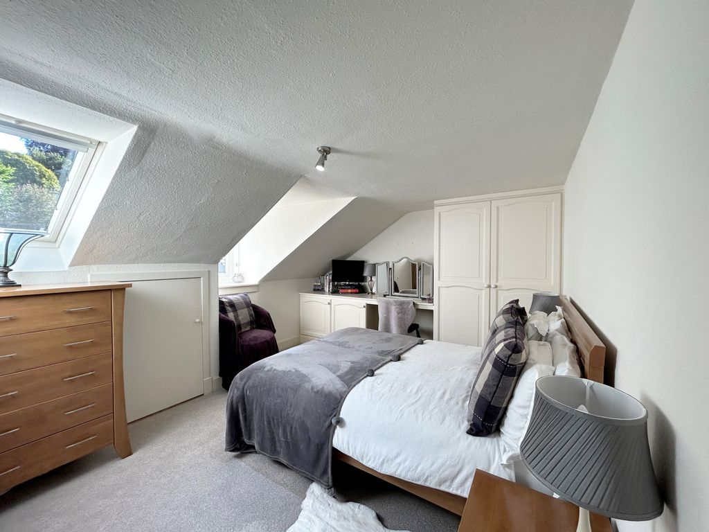 3 bed flat for sale in Bridge Street, Dunkeld PH8, £235,000