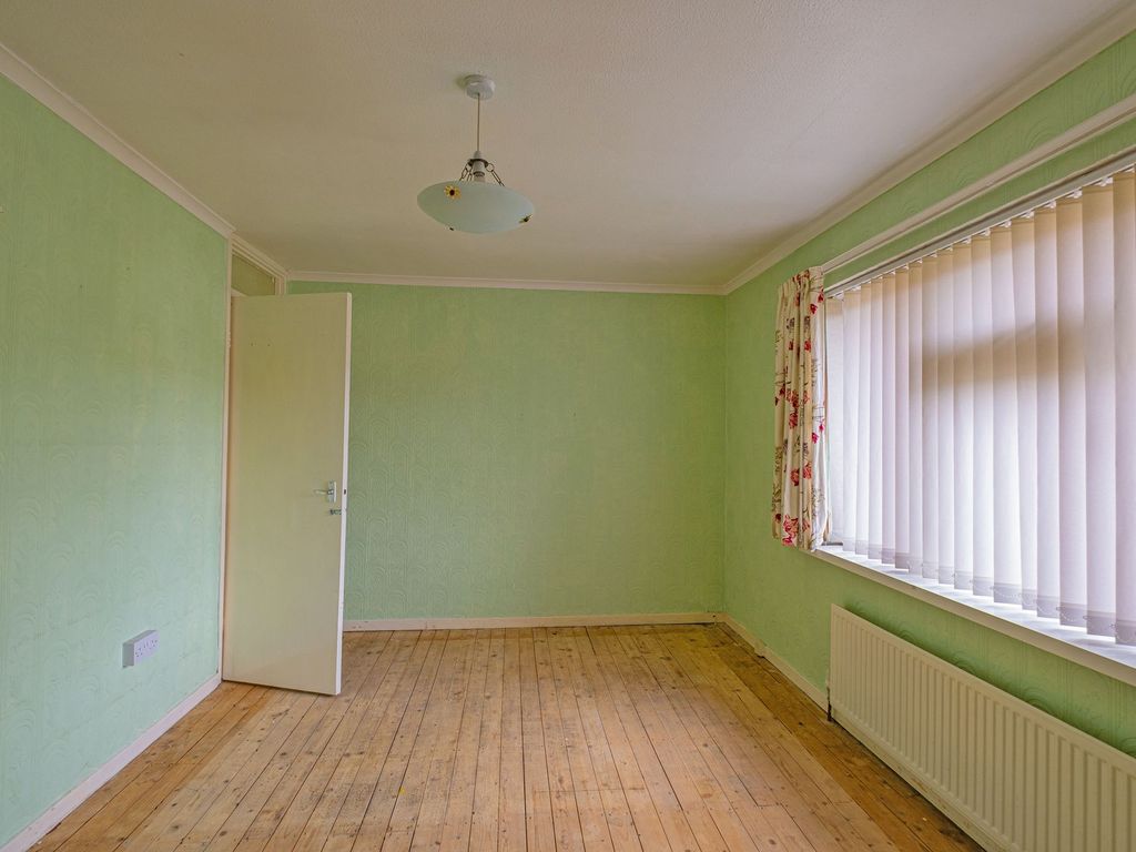 3 bed terraced house for sale in Trebanog Crescent, Rumney CF3, £180,000