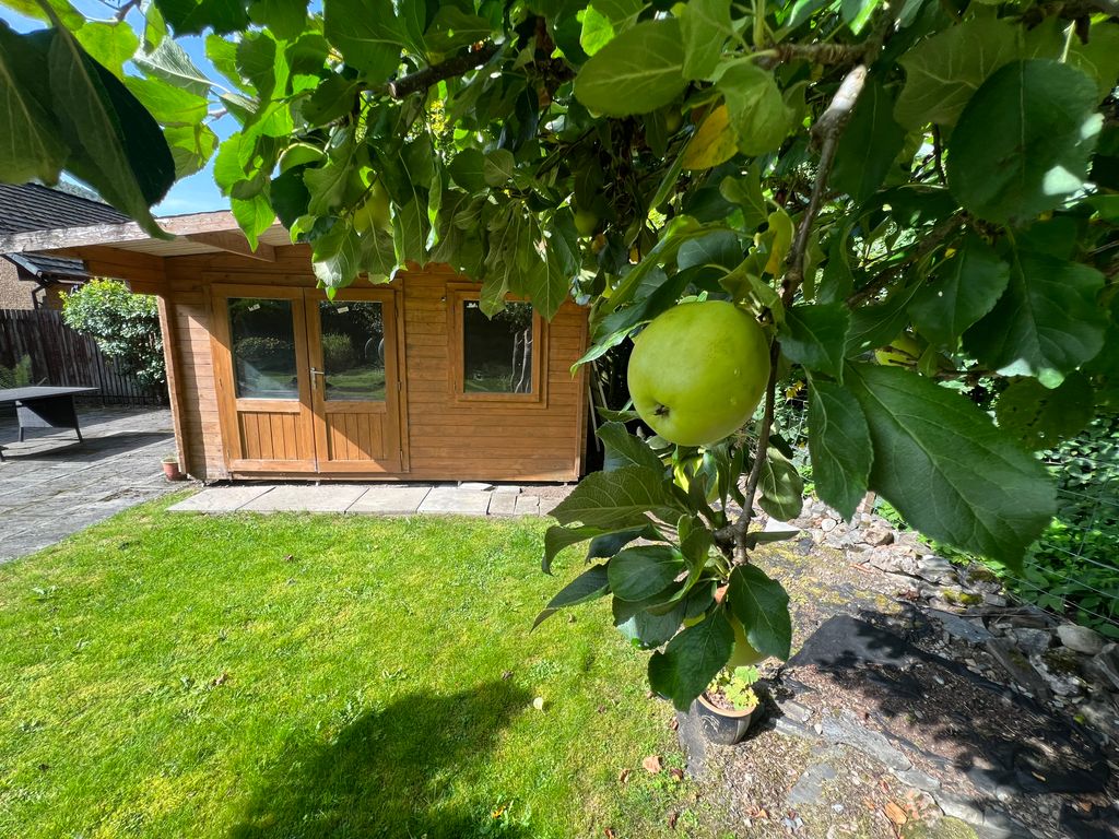 3 bed detached bungalow for sale in Killiecrankie, Pitlochry PH16, £230,000