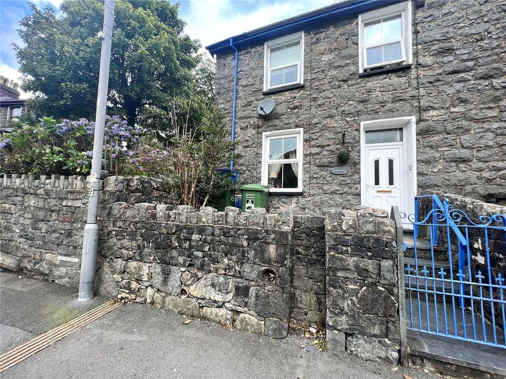 2 bed terraced house for sale in Manod Road, Blaenau Ffestiniog, Gwynedd LL41, £145,000