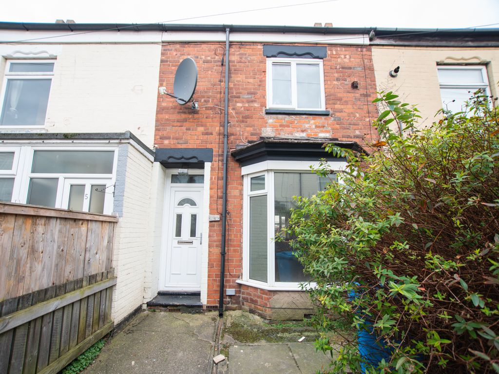 2 bed terraced house for sale in Rosmead Street, Hull HU9, £70,000