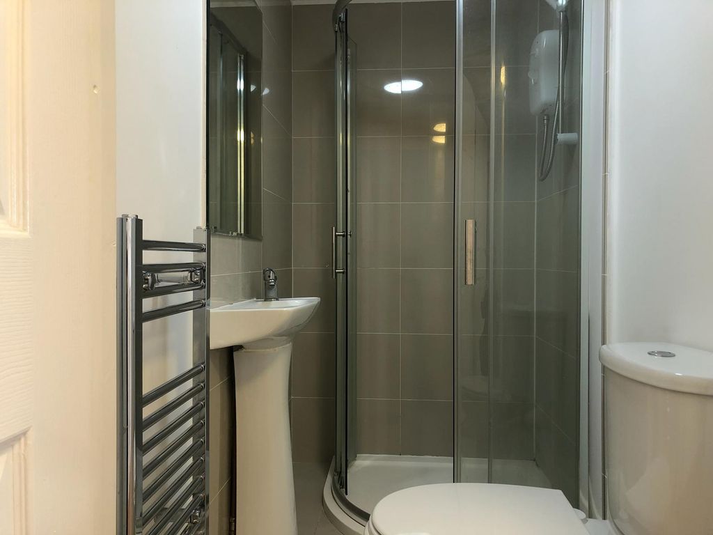 1 bed flat for sale in Princess Road West, Leicester LE1, £97,500