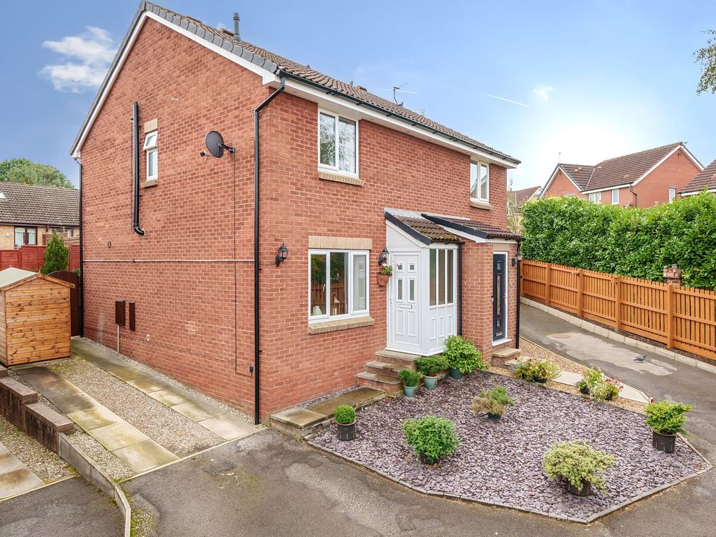 3 bed semi-detached house for sale in Pennywort Grove, Harrogate HG3, £259,950