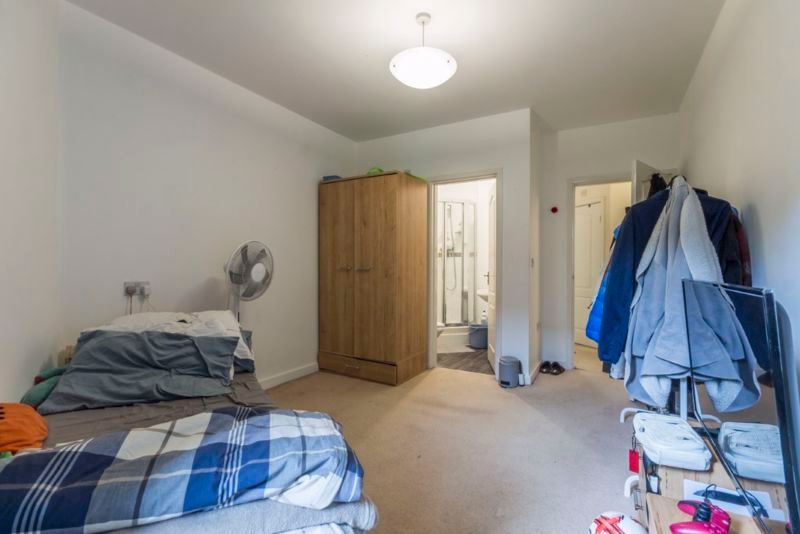 2 bed flat for sale in Carlotta Way, Cardiff CF10, £170,000