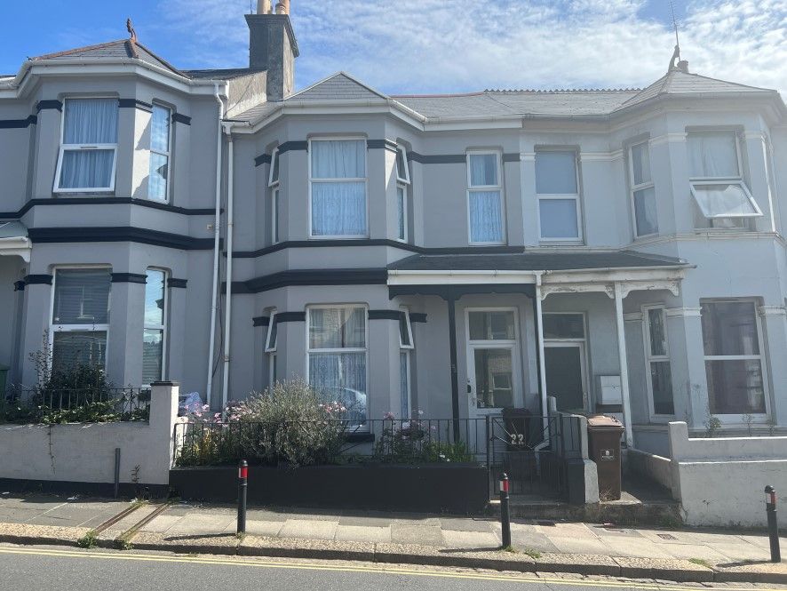 1 bed flat for sale in Ground Floor Flat, 20 Victoria Road, St Budeaux, Plymouth, Devon PL5, £45,000