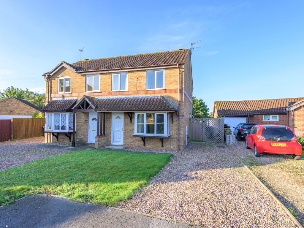 3 bed semi-detached house for sale in College Park, Horncastle LN9, £170,000