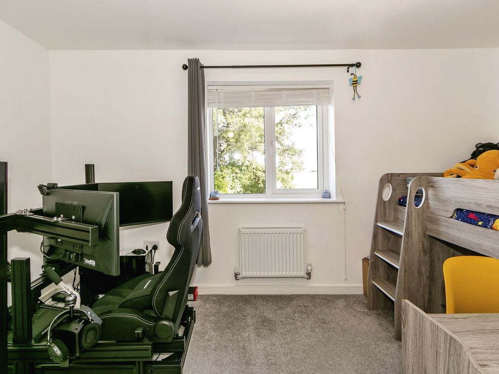 2 bed end terrace house for sale in Coronation Way, Corfe Mullen, Wimborne, Dorset BH21, £325,000