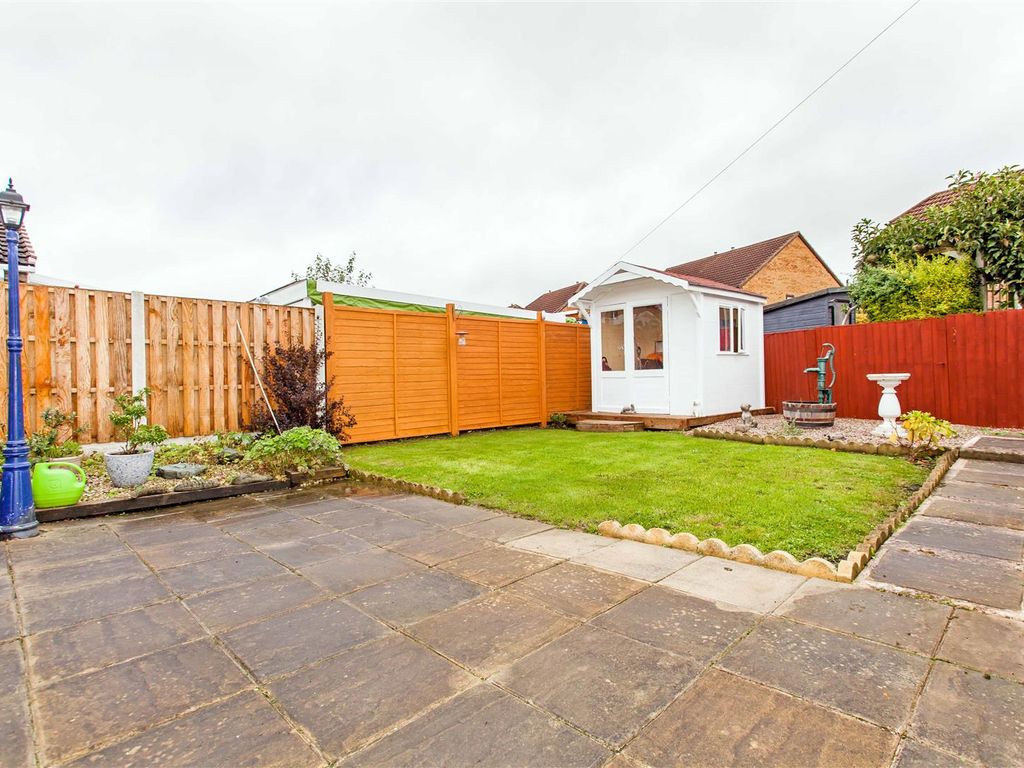 2 bed detached bungalow for sale in Cherry Tree Close, Bolsover, Chesterfield S44, £189,950