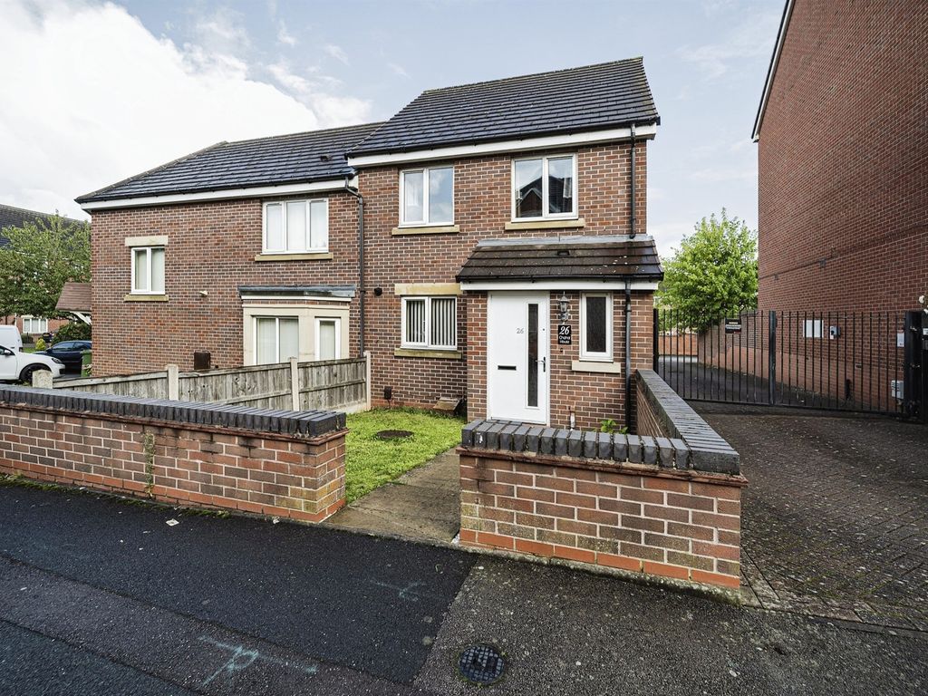 3 bed end terrace house for sale in Millport Road, Monmore Grange, Wolverhampton WV4, £215,000
