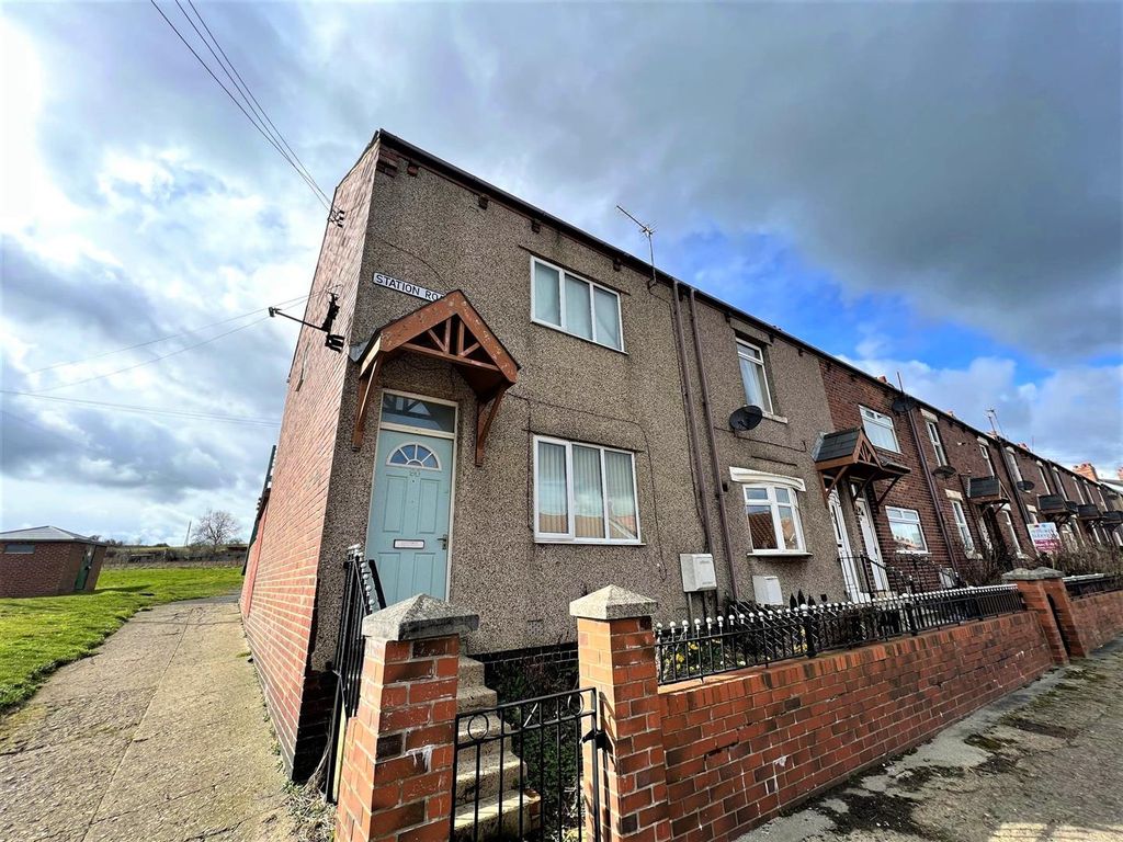 2 bed property for sale in Station Road, Easington Colliery, Peterlee SR8, £50,000