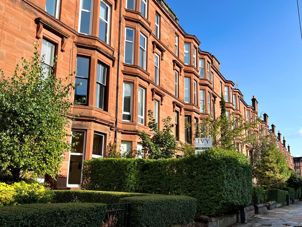 1 bed flat for sale in 0/2, 284 Crow Road, Broomhill, Glasgow G11, £165,000