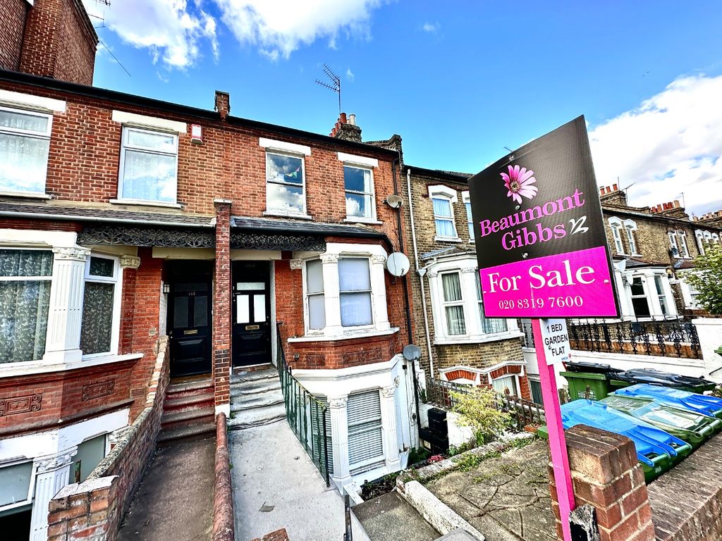 1 bed maisonette for sale in Garden Flat, Herbert Road, Woolwich, London SE18, £235,000