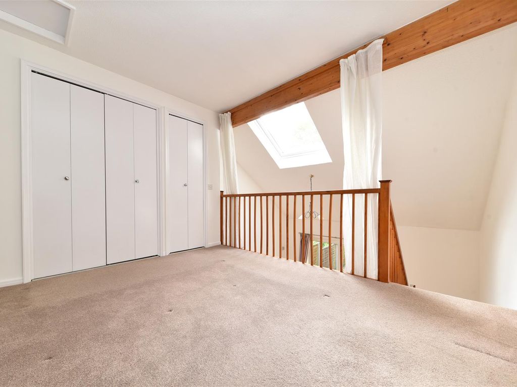 1 bed detached house for sale in Downlands, Stevenage SG2, £240,000