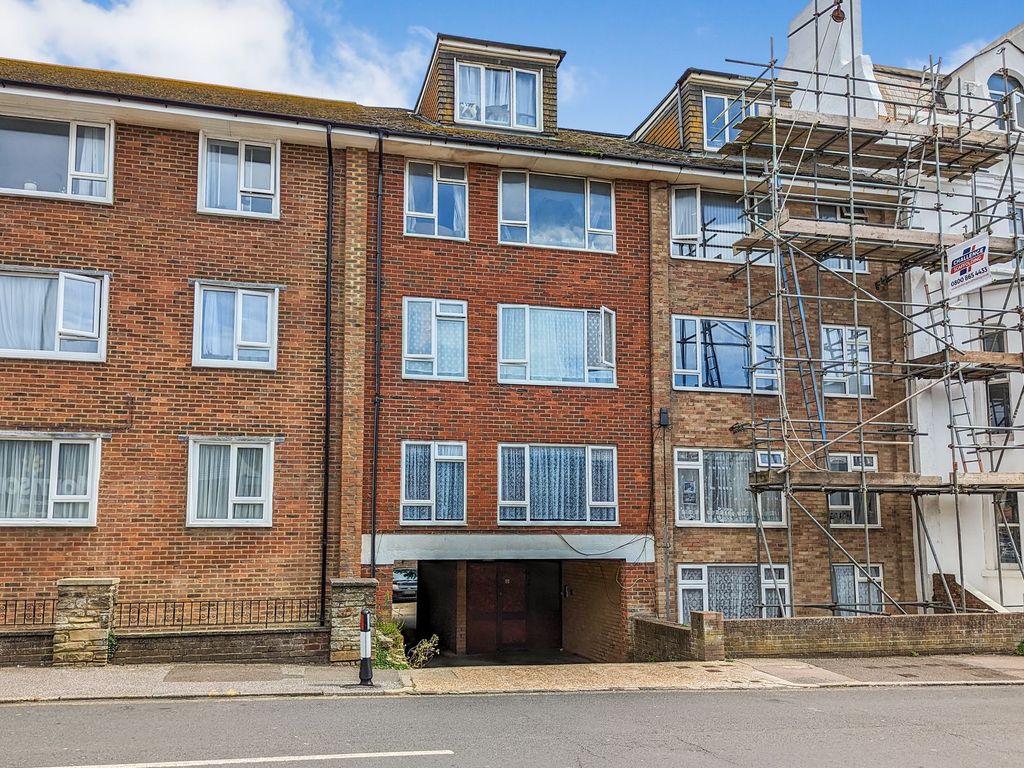 1 bed flat for sale in Pelham Place, Pelham Road, Seaford BN25, £95,000