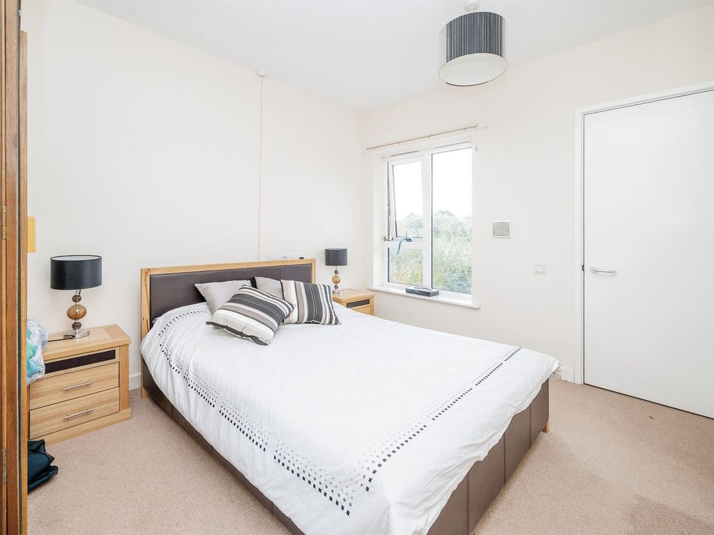 2 bed flat for sale in St. Michaels Avenue, Aylsham, Norwich NR11, £187,500