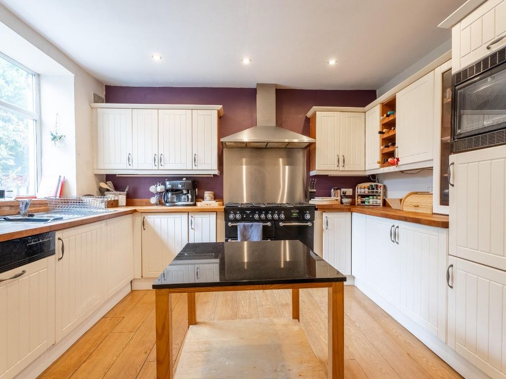 3 bed detached house for sale in Barr Street, Dudley DY3, £240,000
