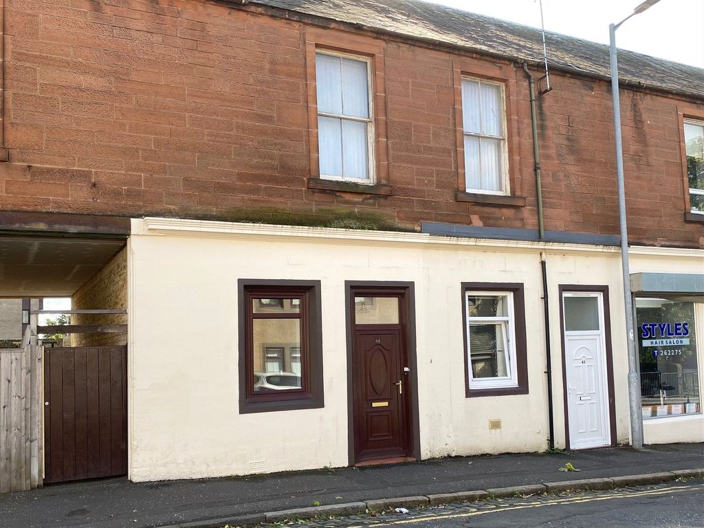 1 bed flat for sale in George Street, Ayr, South Ayrshire KA8, £32,500