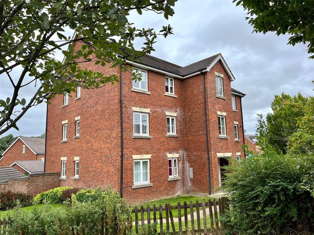 2 bed flat for sale in Plough Close, Lang Farm, Daventry, Northamptonshire NN11, £130,000