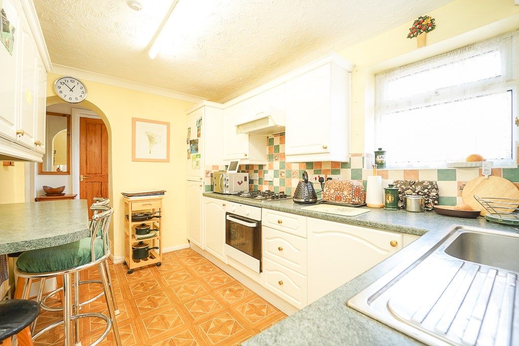 3 bed bungalow for sale in Blagdon Close, Weston-Super-Mare BS24, £330,000