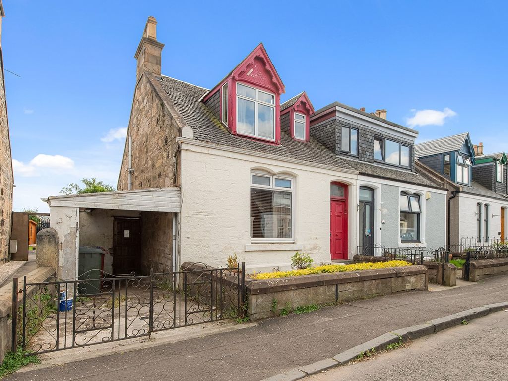 3 bed semi-detached house for sale in Mungalhead Road, Falkirk FK2, £140,000