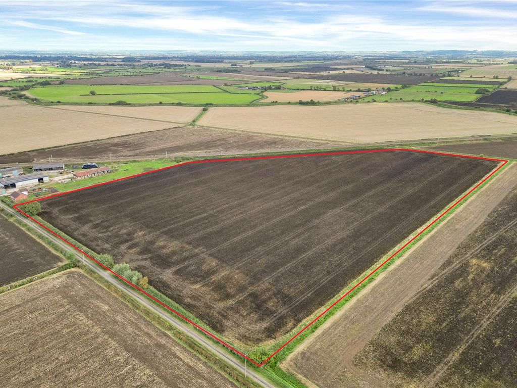 Land for sale in Claypole, Newark, Lincolnshire NG23, £190,000