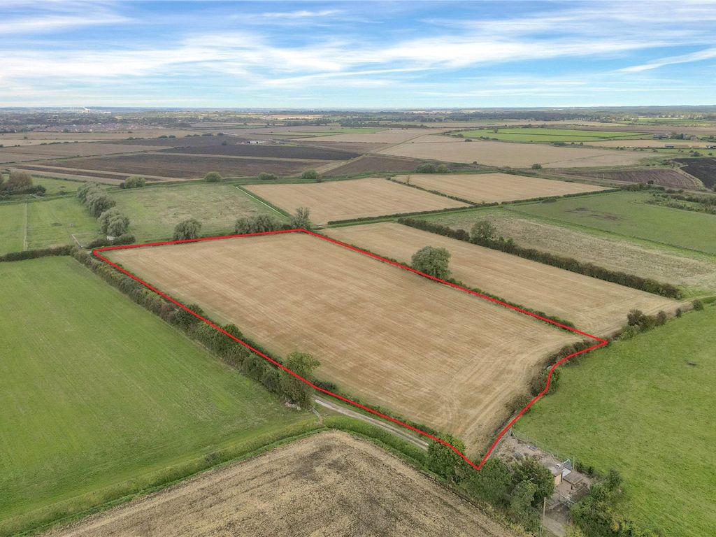Land for sale in Claypole, Newark, Lincolnshire NG23, £75,000