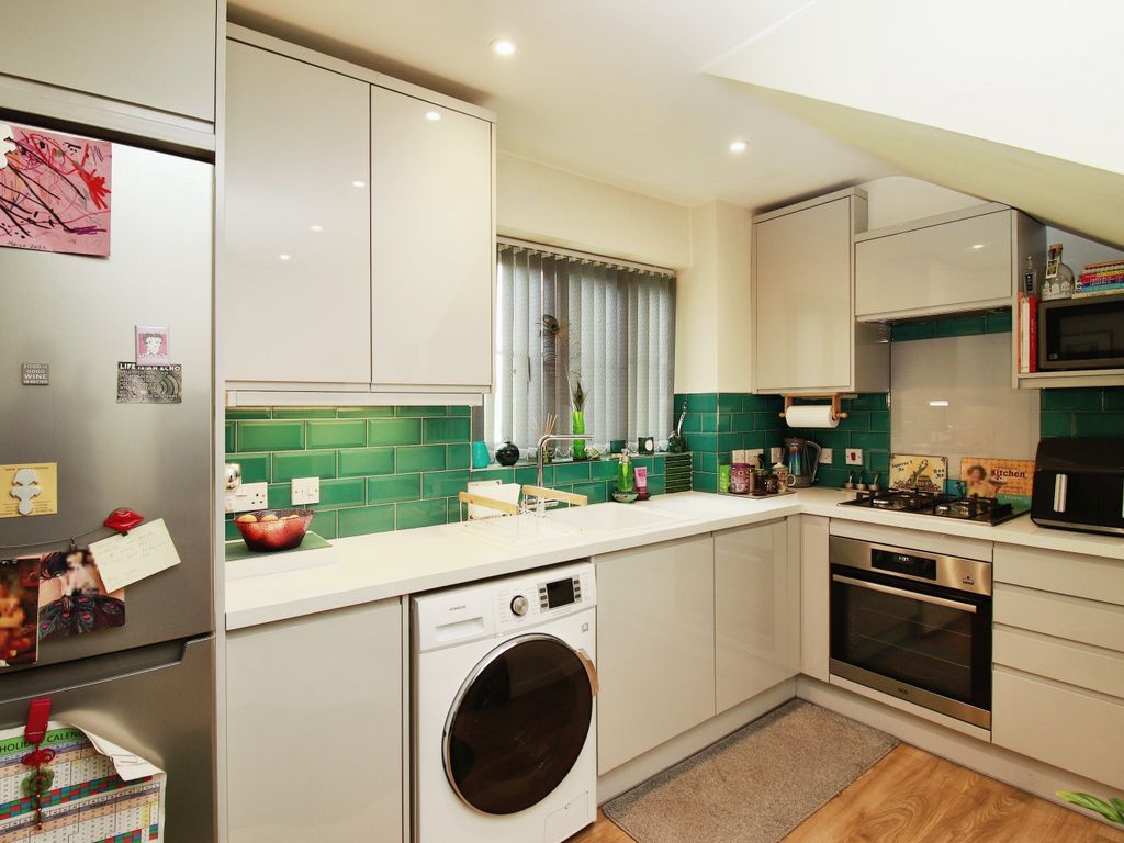 1 bed flat for sale in Collingtree Court, Solihull, West Midlands B92, £140,000