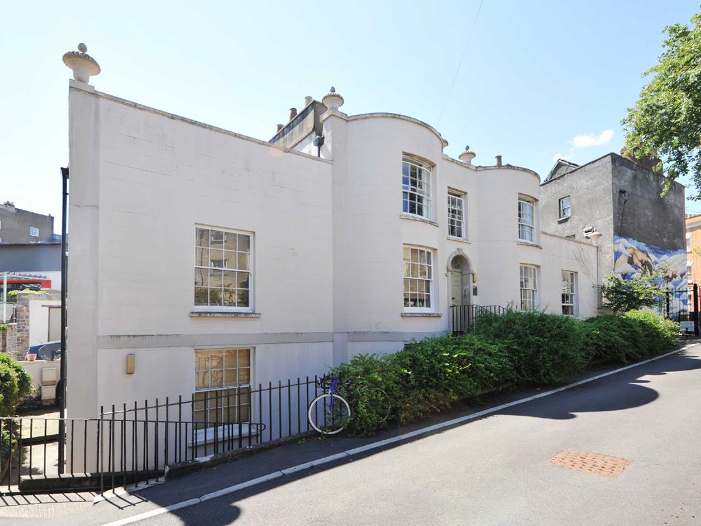 1 bed flat for sale in Picton Lodge, Picton Mews, Montpelier, Bristol BS6, £265,000