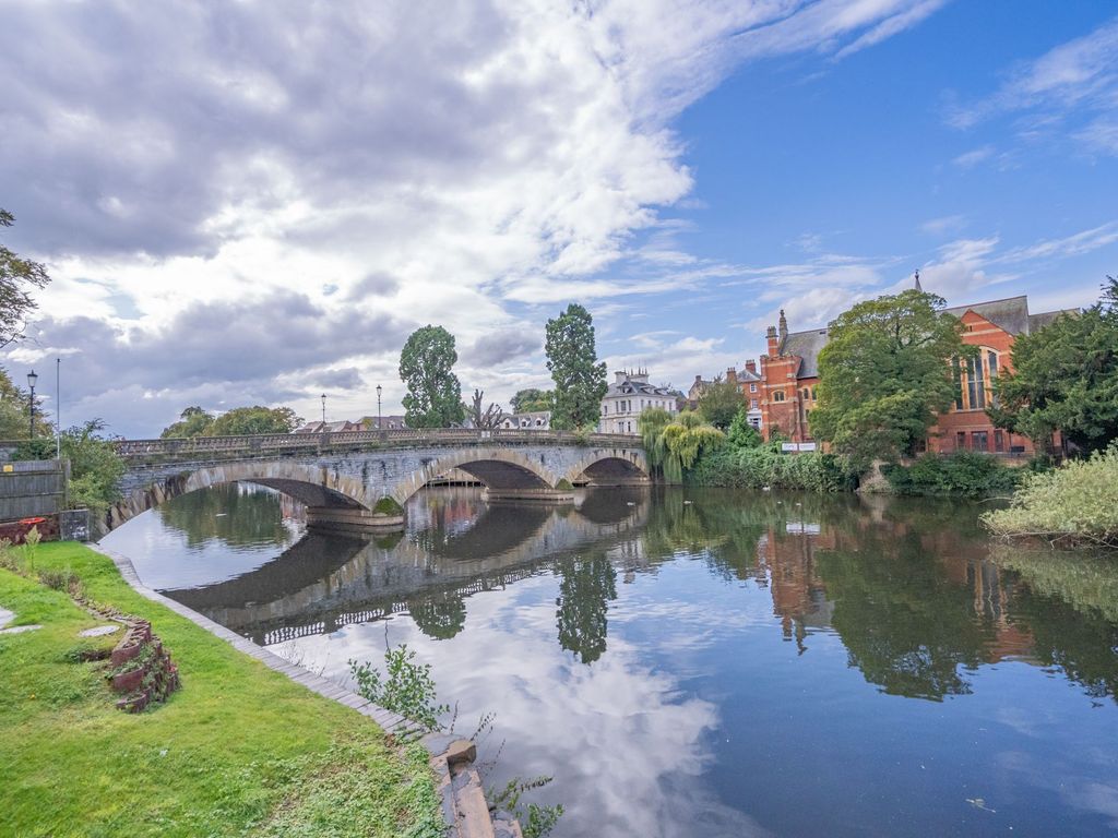 2 bed flat for sale in Mortimers Quay, Evesham WR11, £140,000