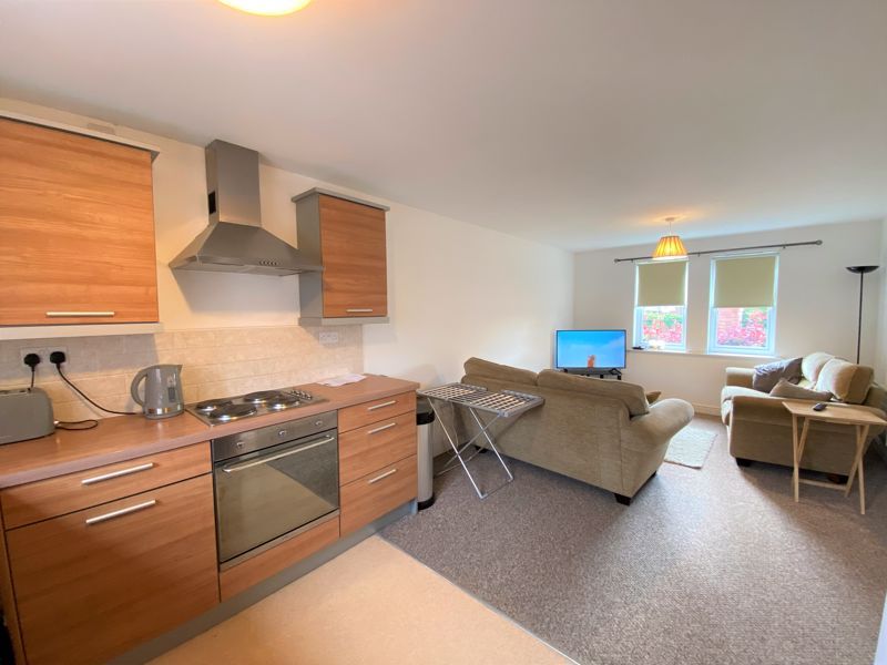 2 bed flat for sale in Pendinas, Wrexham LL11, £115,000