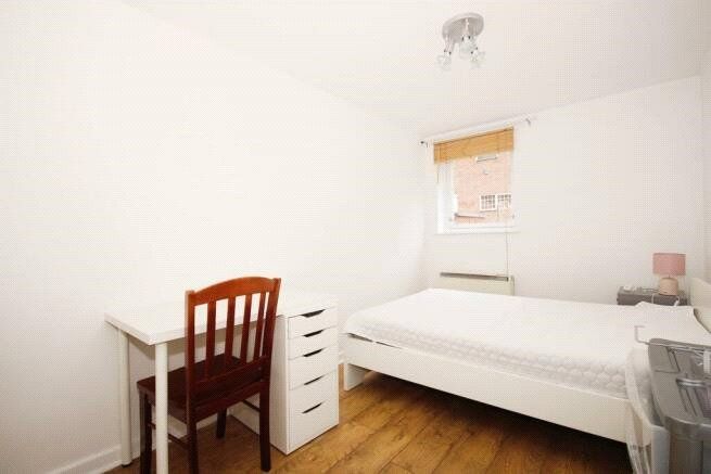 2 bed flat for sale in Regent Street, Leamington Spa, Warwickshire CV32, £205,000