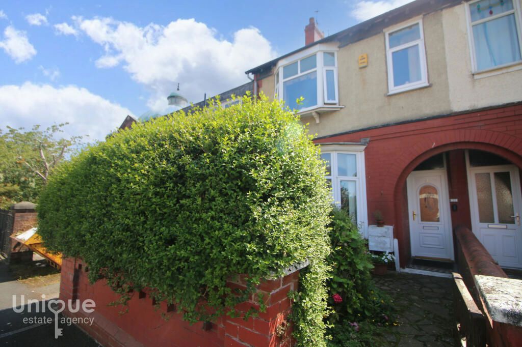 3 bed terraced house for sale in Warrenhurst Road, Fleetwood FY7, £66,000