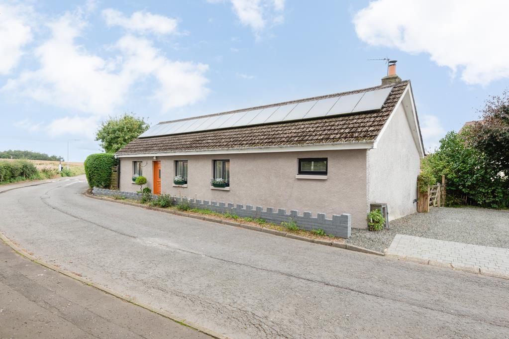 3 bed detached house for sale in West End, Star, Glenrothes KY7, £290,000