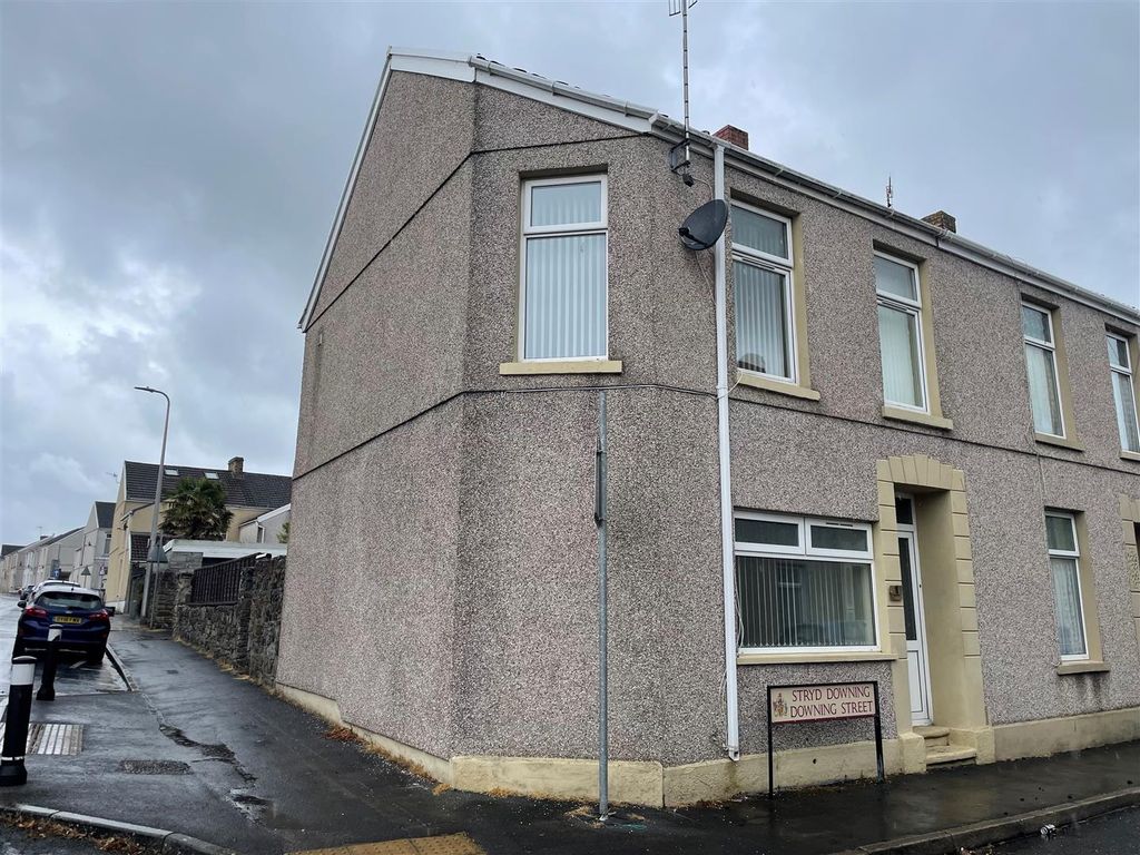 3 bed end terrace house for sale in Downing Street, Llanelli SA15, £124,950