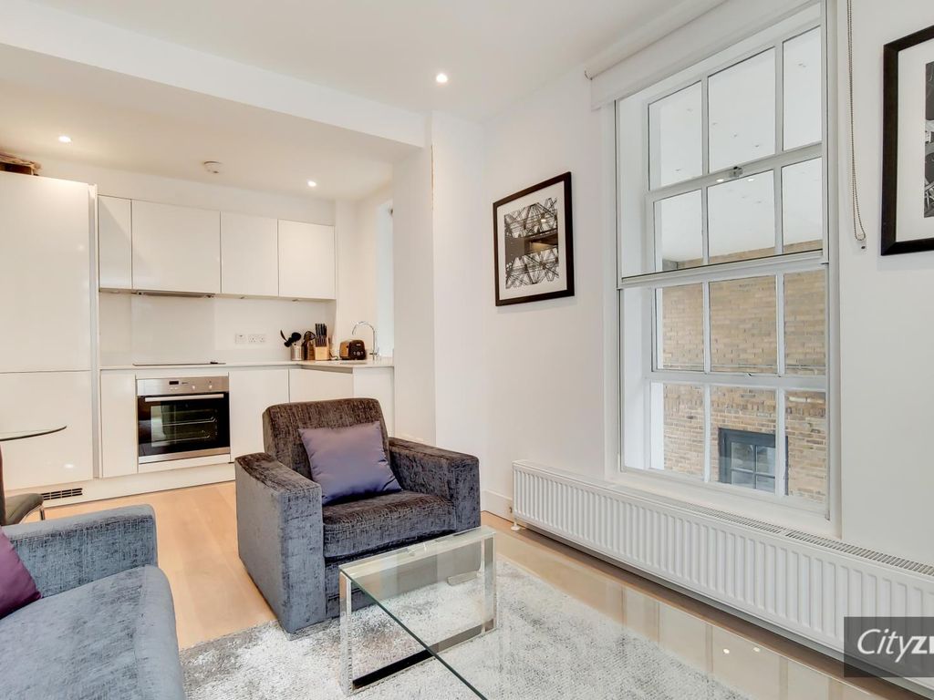 1 bed flat for sale in Avon Court, Clyde Square, London E14, £265,000